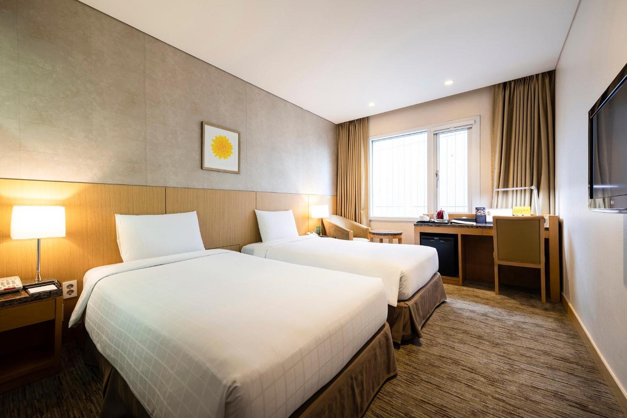 Standard Twin Room,1223560507:JPEG